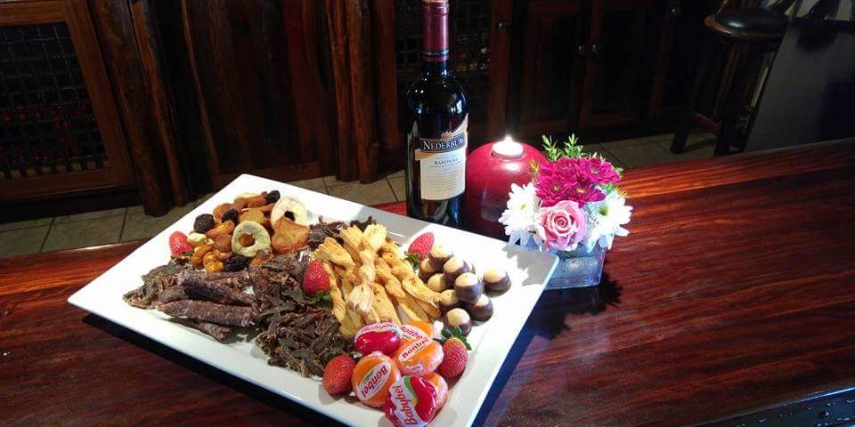 Meals and Enjoyment at Linksfontein Safari Lodge